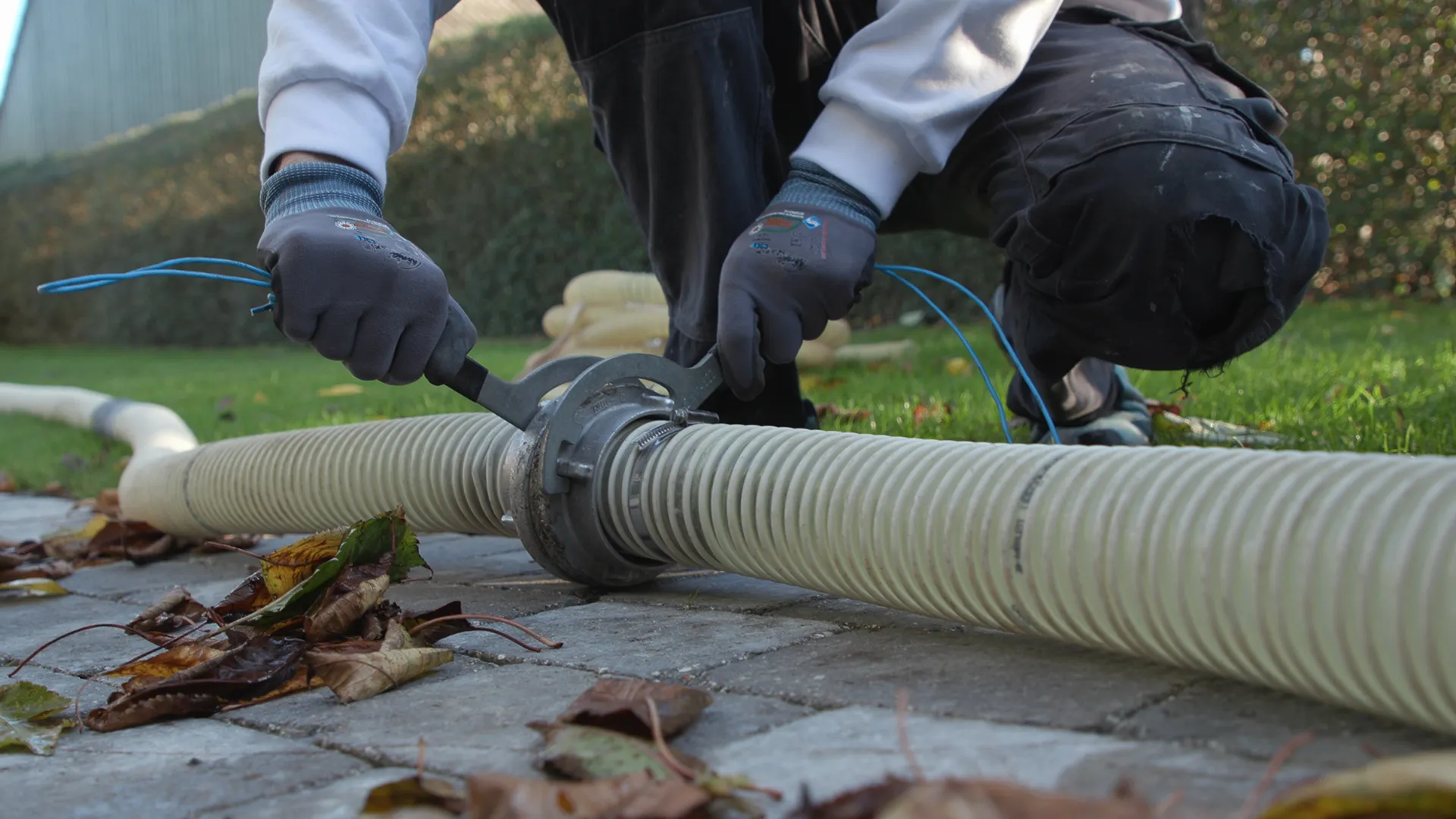 Hulmursisolering, Calidi udfører opgaver hele året